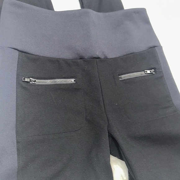 Cabi Black and Gray Leggings with Zipper Pockets size xsmall - Picture 3 of 7
